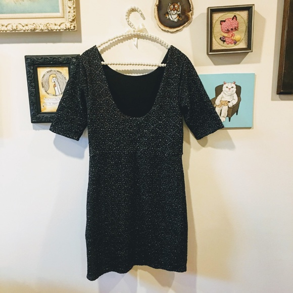 Free People - Picture 4 of 6